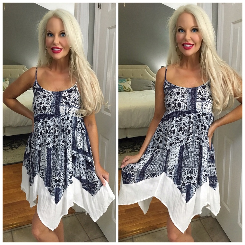 LAST 1!! ❤️Fully lined handkerchief dress! - Picture 1 of 3